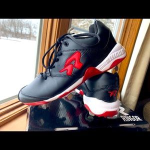 RINGOR Fastpitch Pitching toe cleats